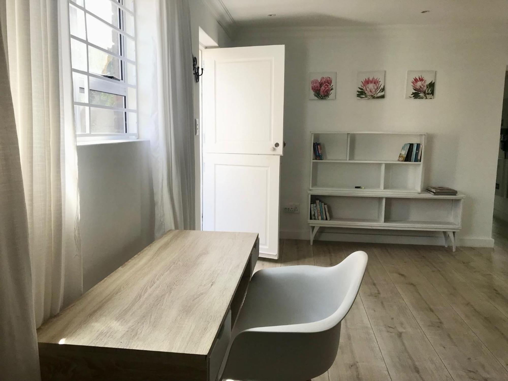 Sunset Beach Living Guesthouse Cape Town Exterior photo